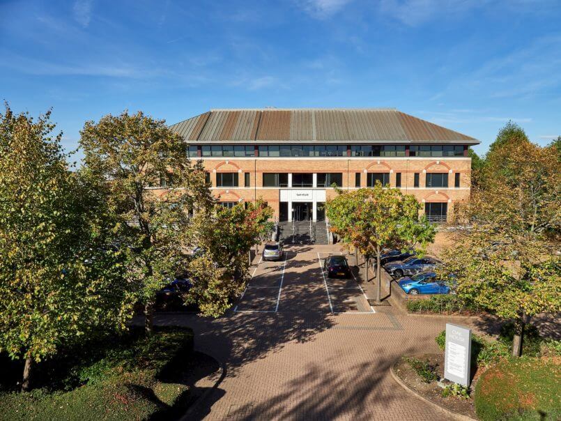 oak house serviced offices watford